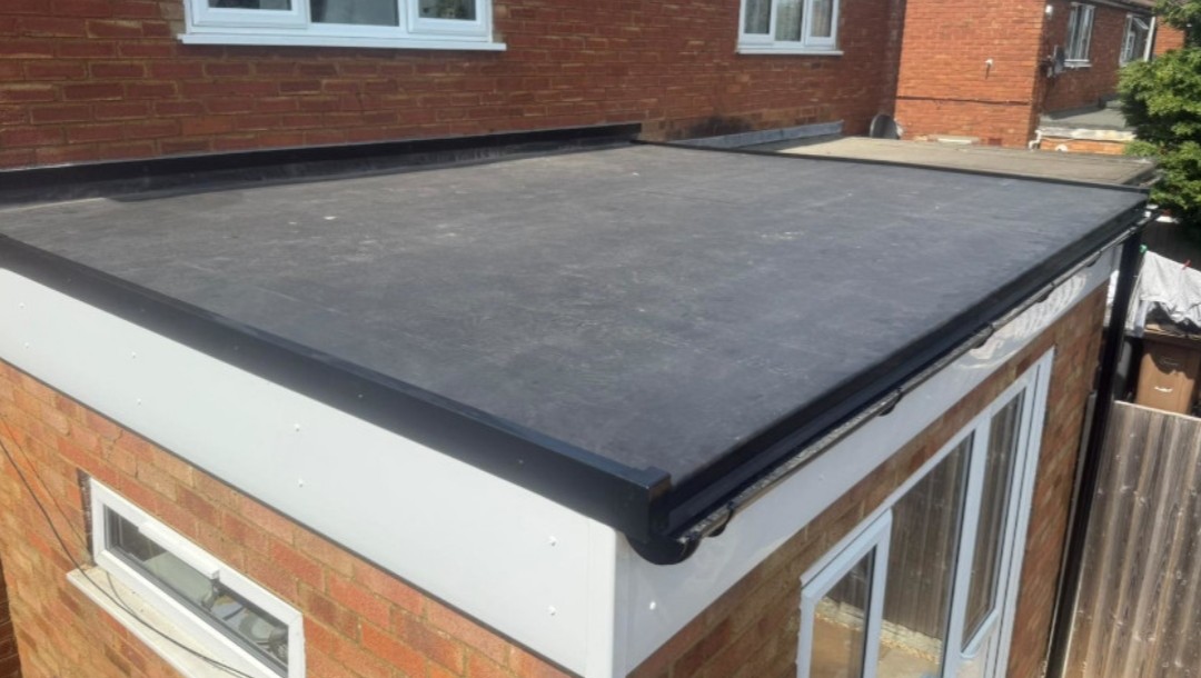 Residential flat roof waterproofing installation